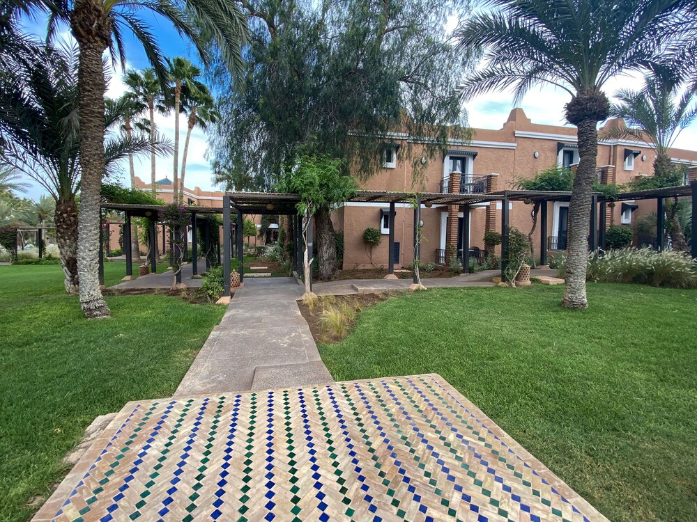 Sol Oasis Marrakech 64/70