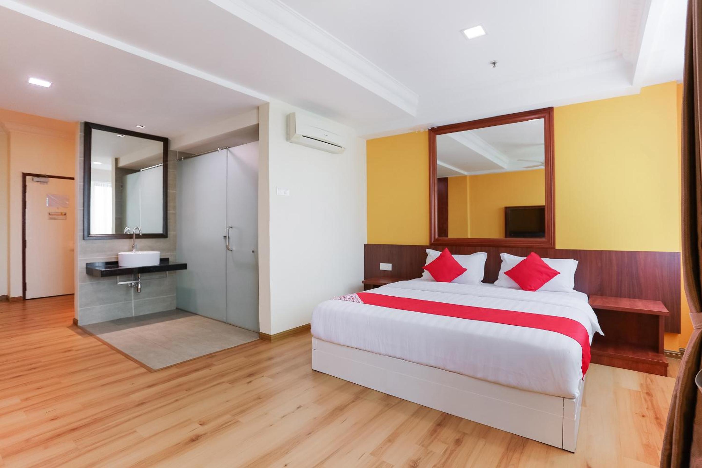 PREMIUM, KING BED