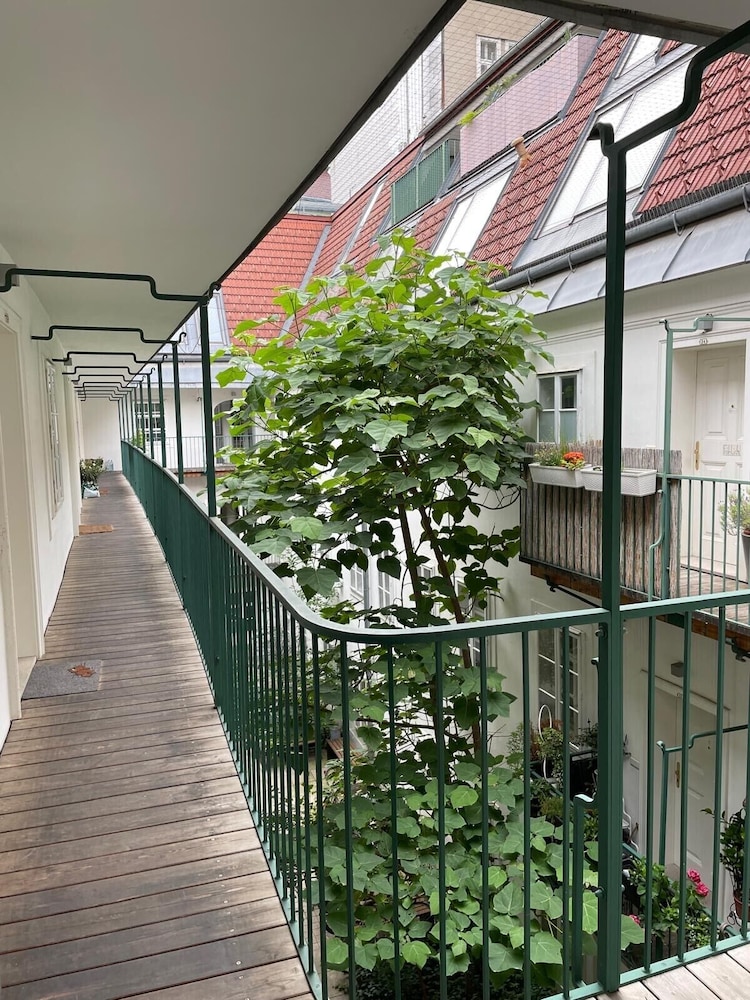 Kimi Apartments 42/50