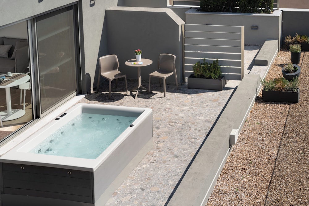 Athens Hill Luxury Apartments 43/64