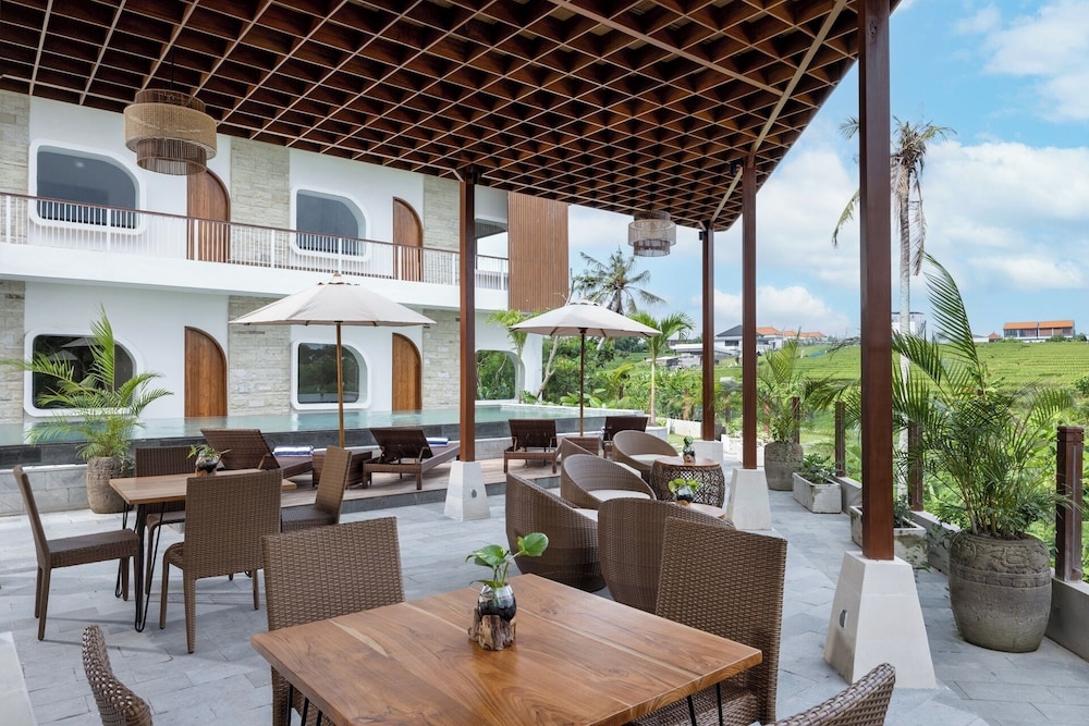 La Tropica Canggu Bali by Kanaya Hospitality 70/78