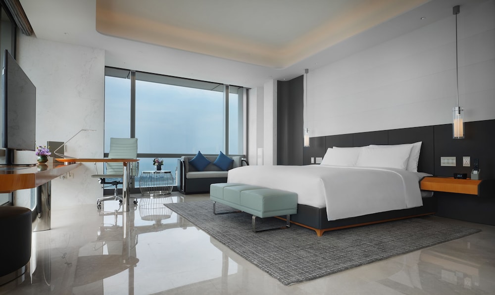 Luxury, Queen Bed, Sea View
