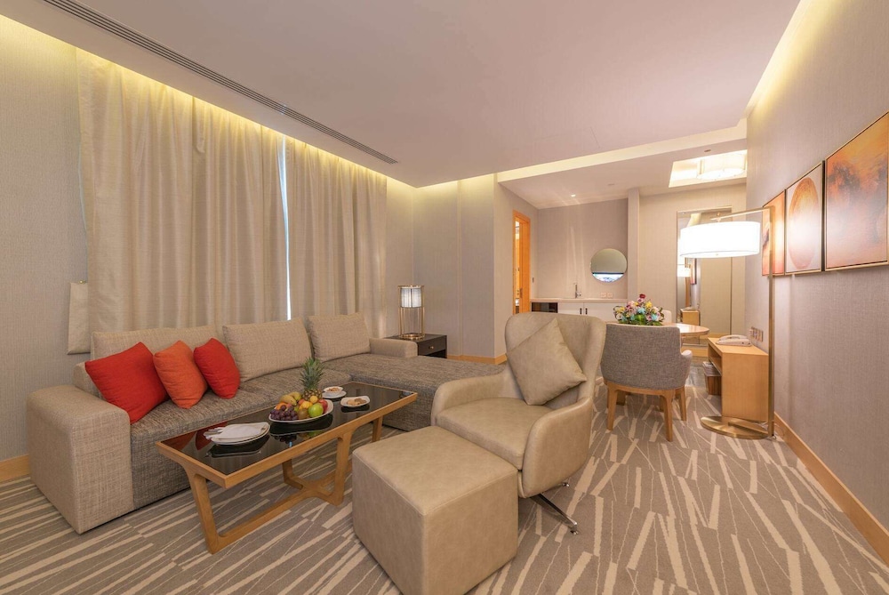 فندق رامادا القصيم(Ramada by Wyndham Al Qassim) 43/74