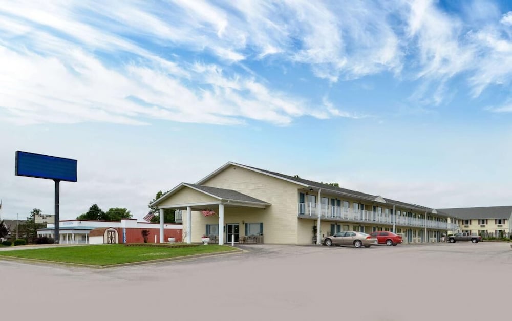 Residential Suites Warrensburg by Hotel O US 50 in Knob Noster - MO