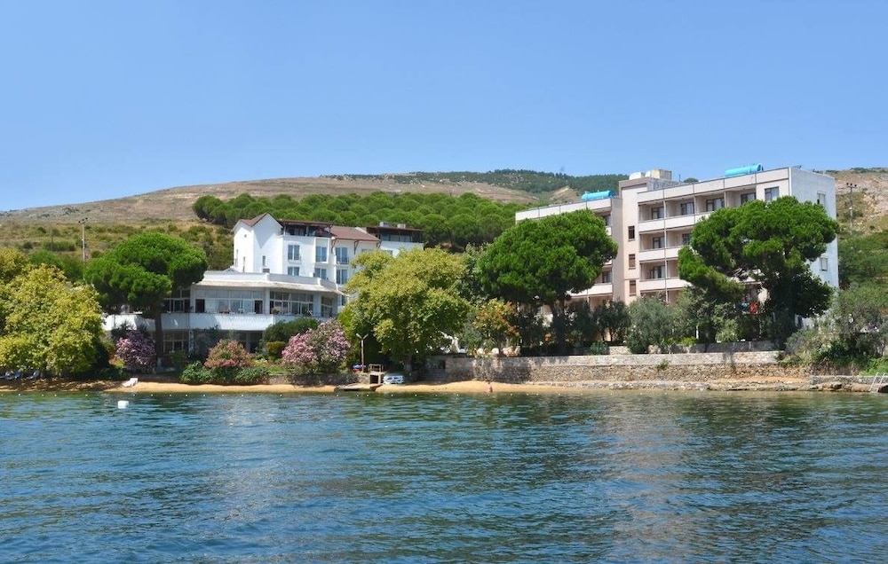 Tatlisu Kirtay Hotel 17/25