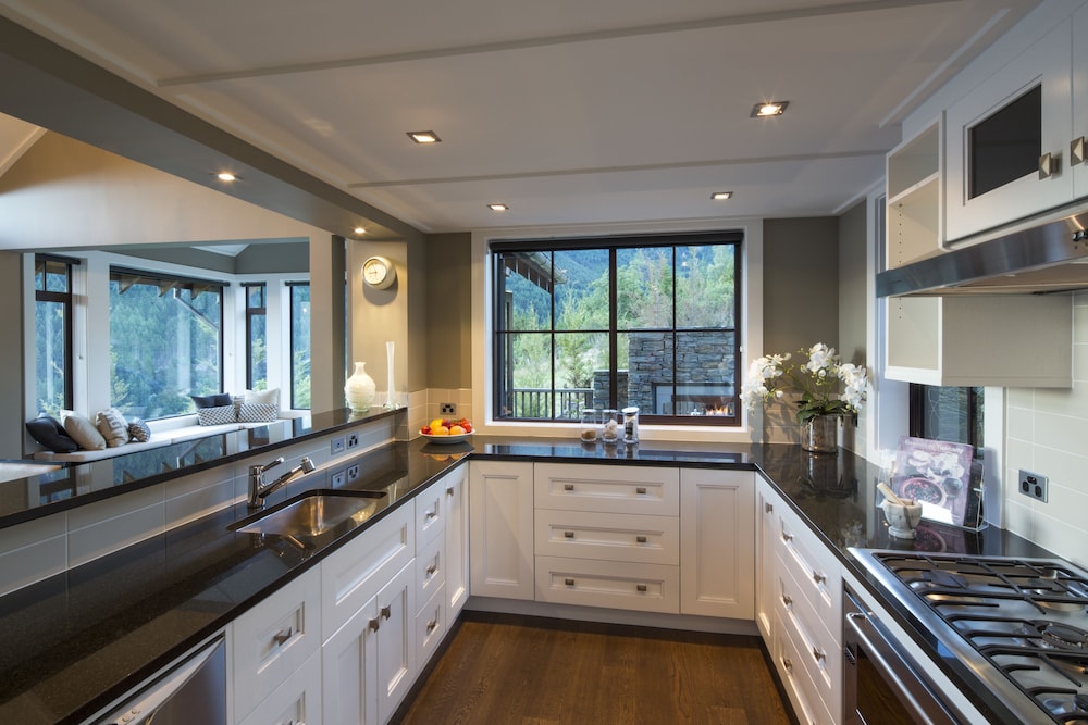 Commonage Villas 32/32