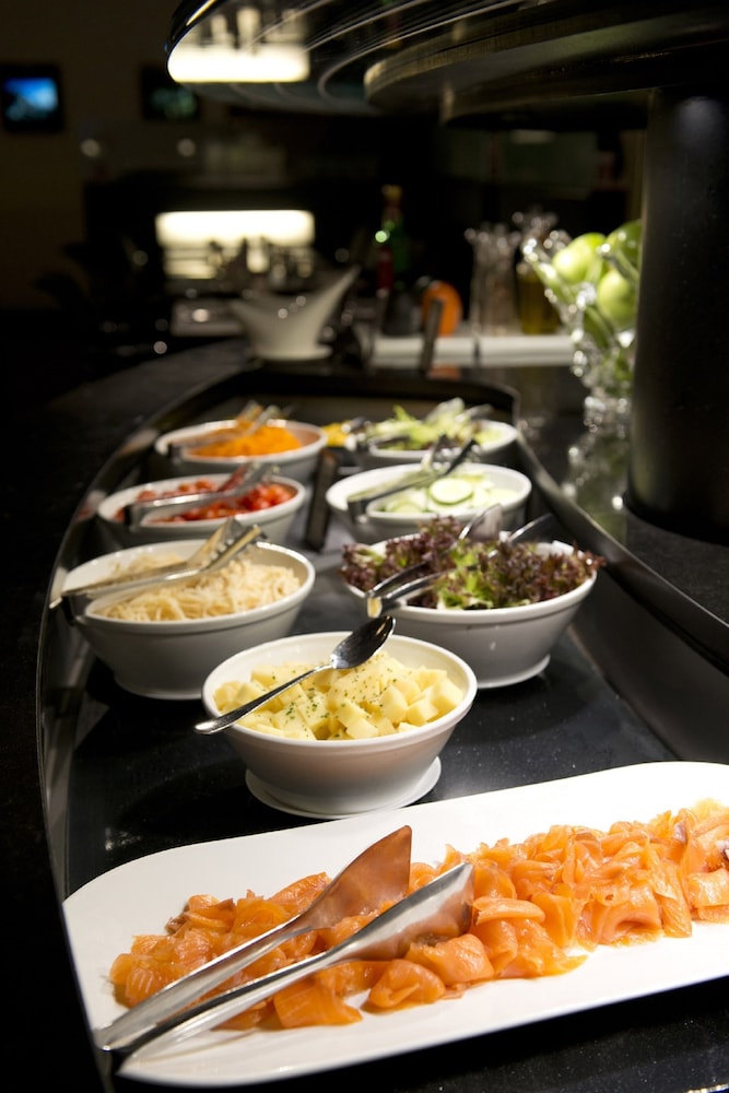 restaurant-cafeteria