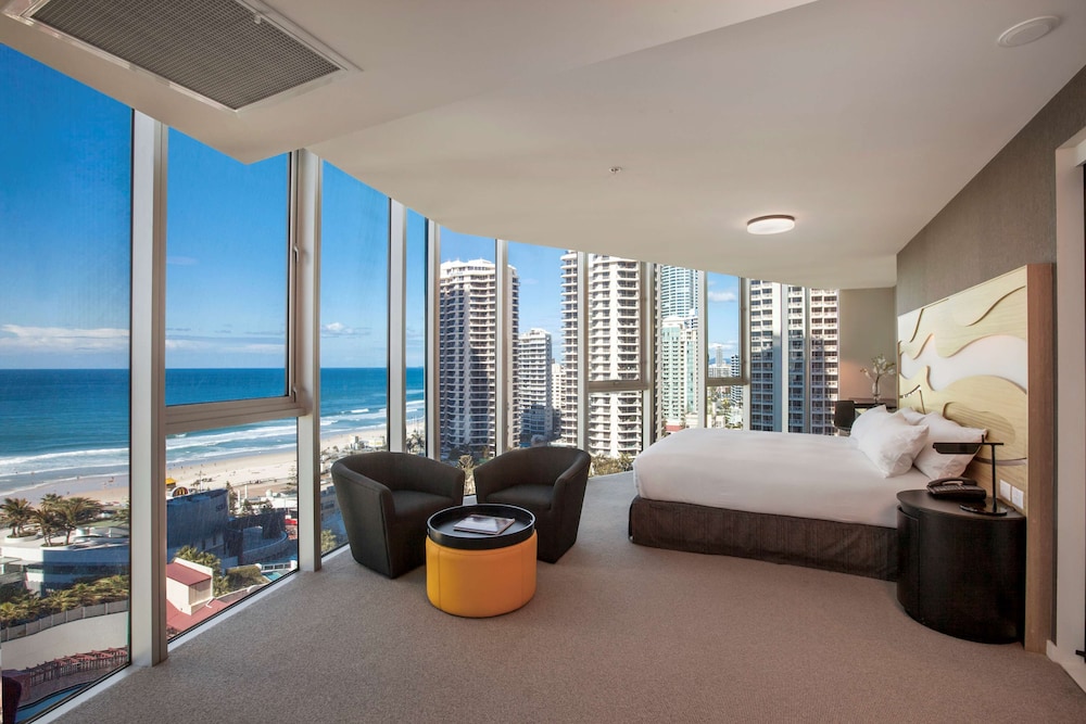 Hilton Surfers Paradise Hotel and Residences 21/60
