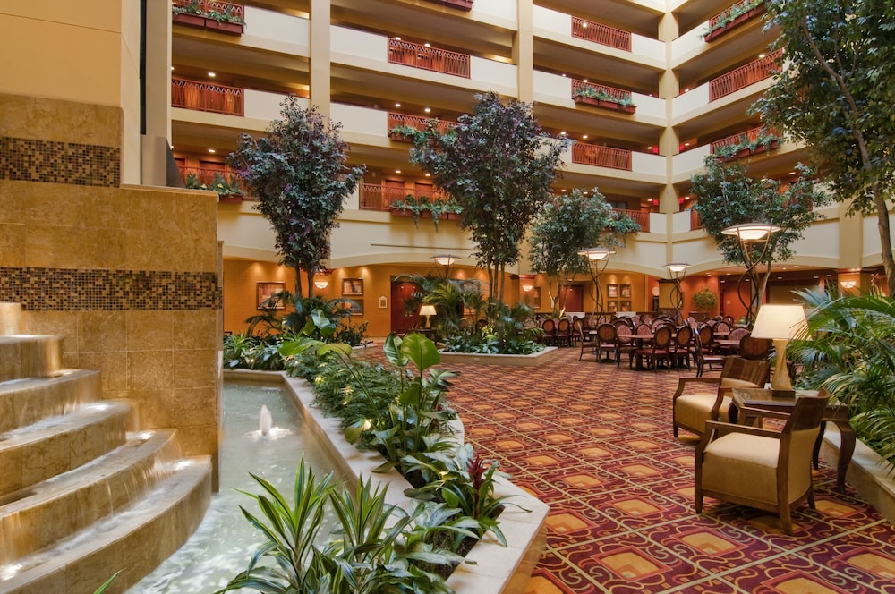 Embassy Suites by Hilton Hampton Convention Center 3/46