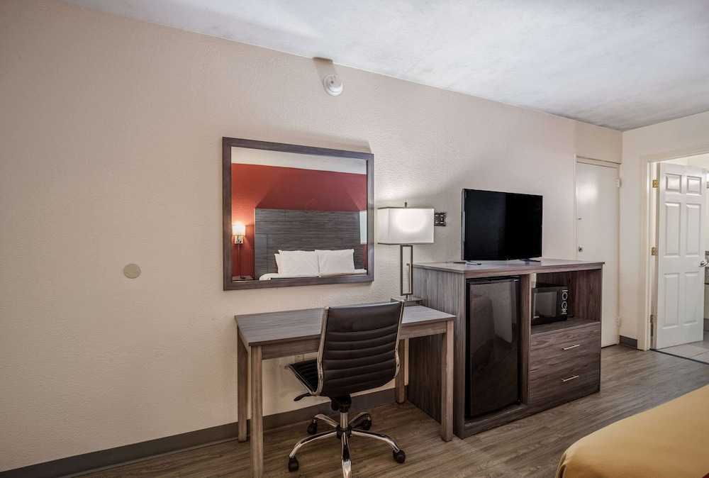 Econo Lodge Thomasville 51/64