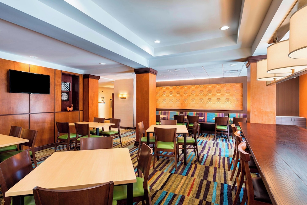 Fairfield Inn & Suites Marianna 53/67