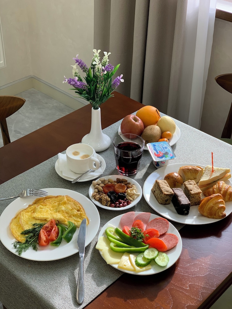 Navruz Hotel Tashkent 54/70