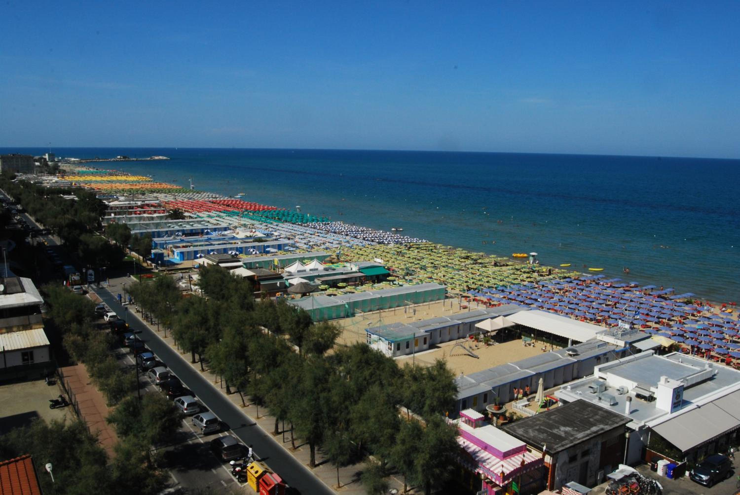 Hotel Caravelle Pesaro 36/44