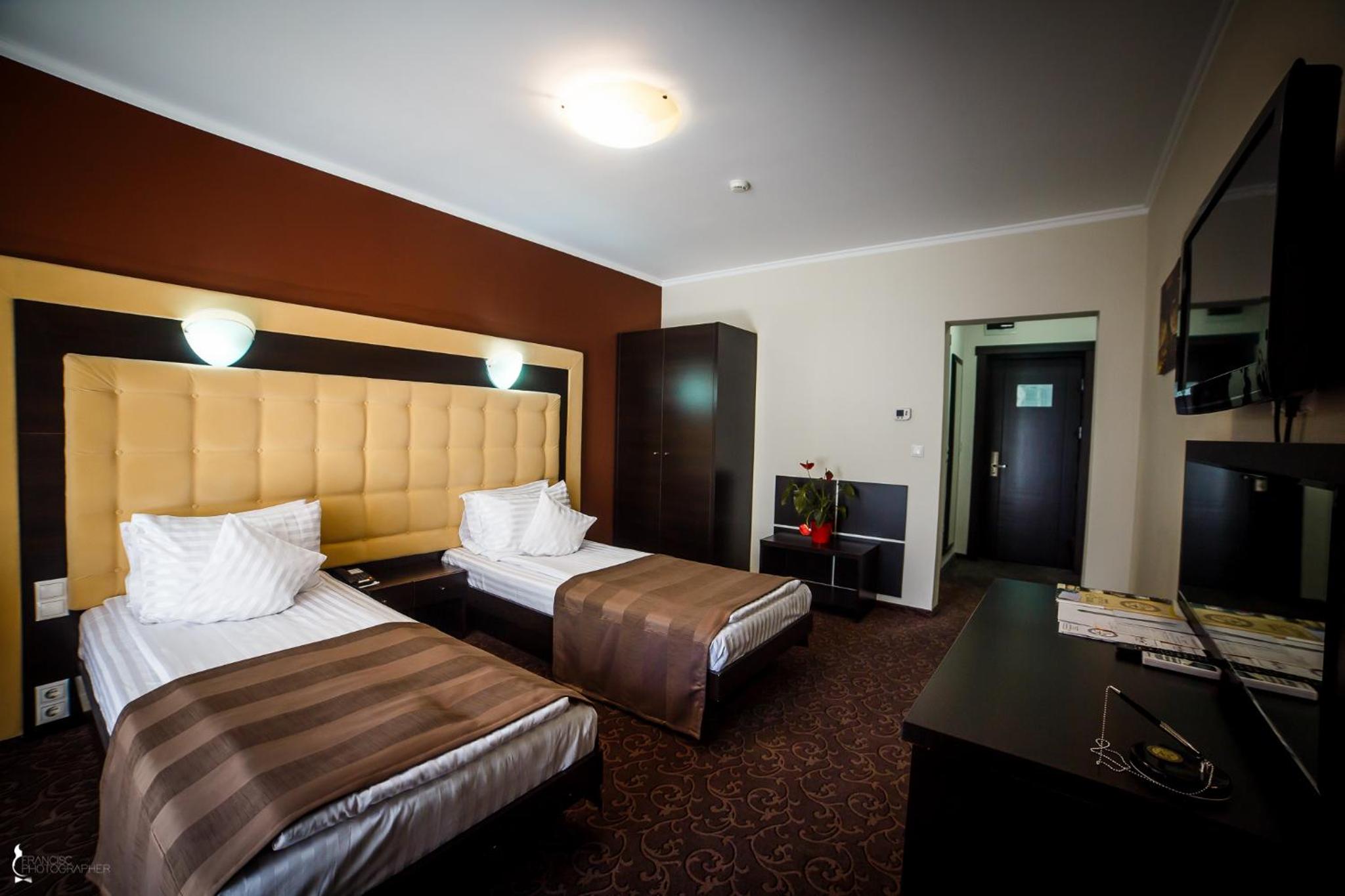 غرفة بسريرين منفصلين، Hotel Ozana 1/10