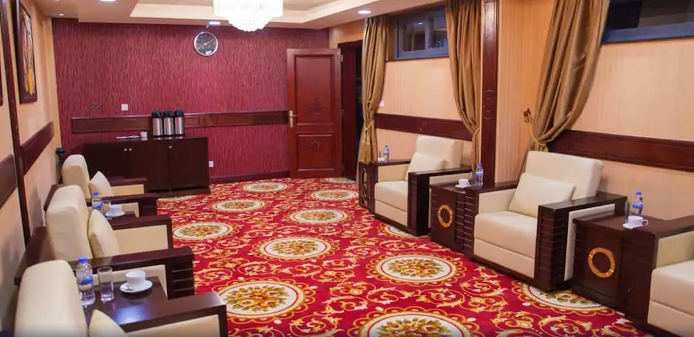 Grand Legacy Hotel 52/70