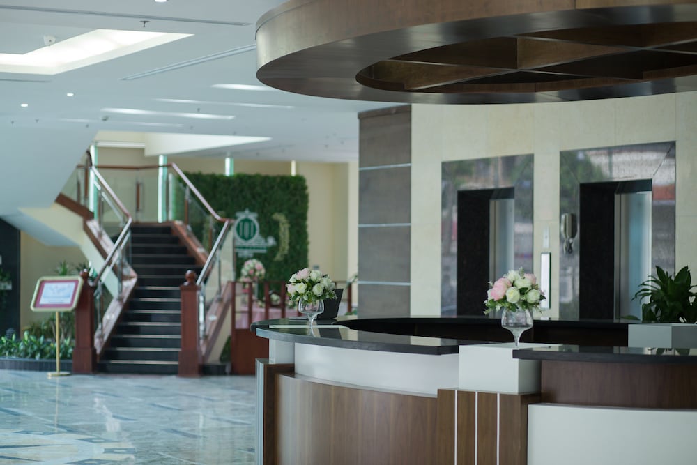 Tqt Hotel 12/60