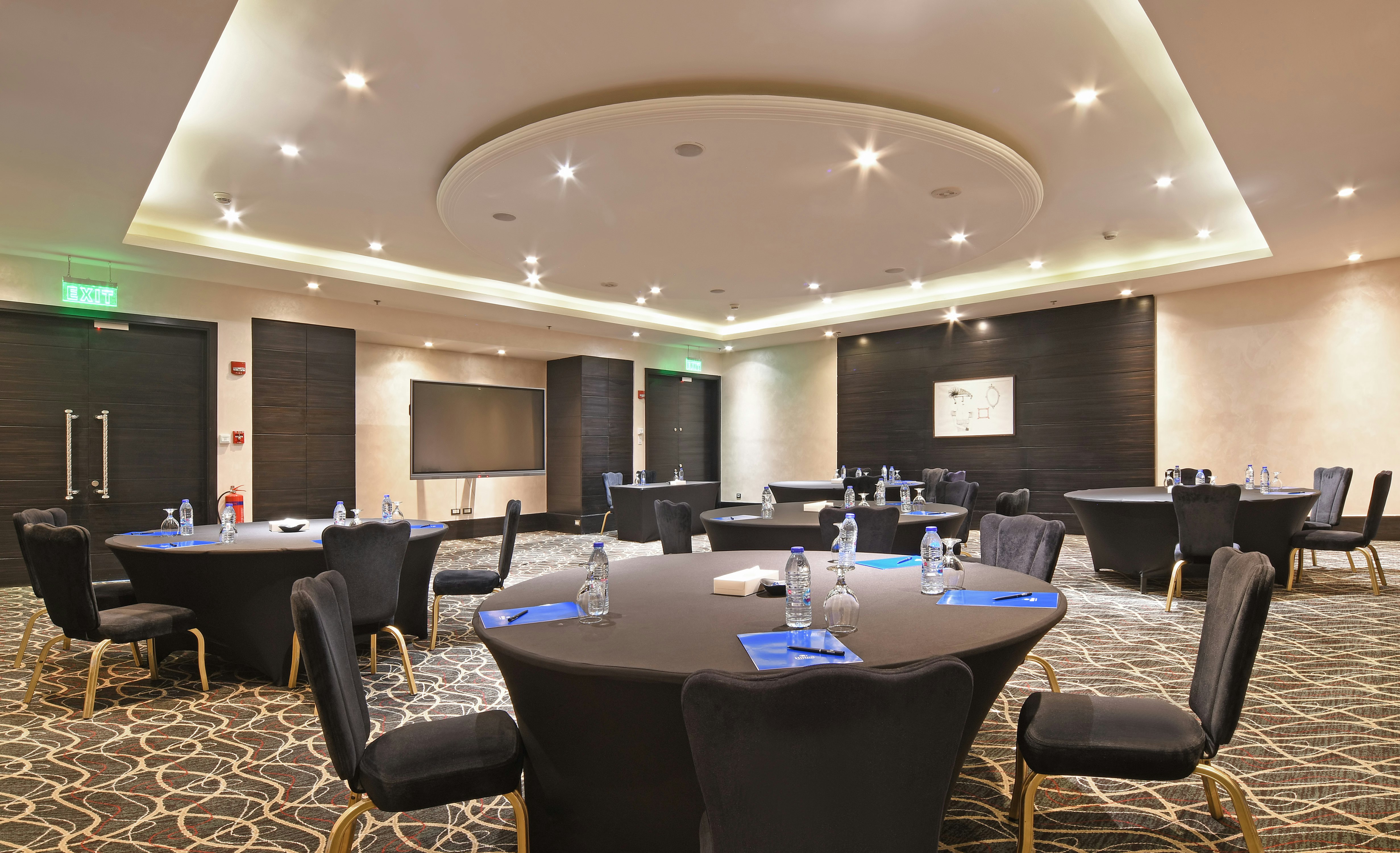 Hilton Amman 76/81