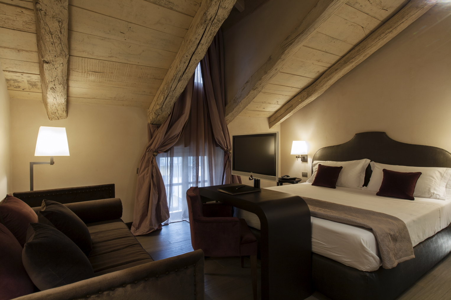 Palazzo Righini 8/28