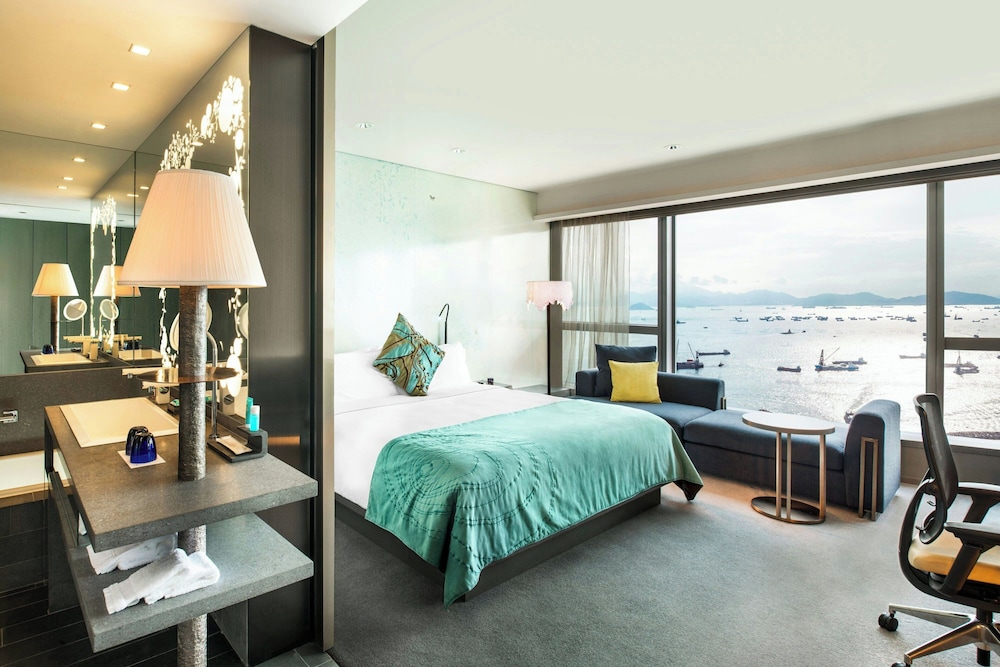 Fabulous, King Bed, Ocean Front