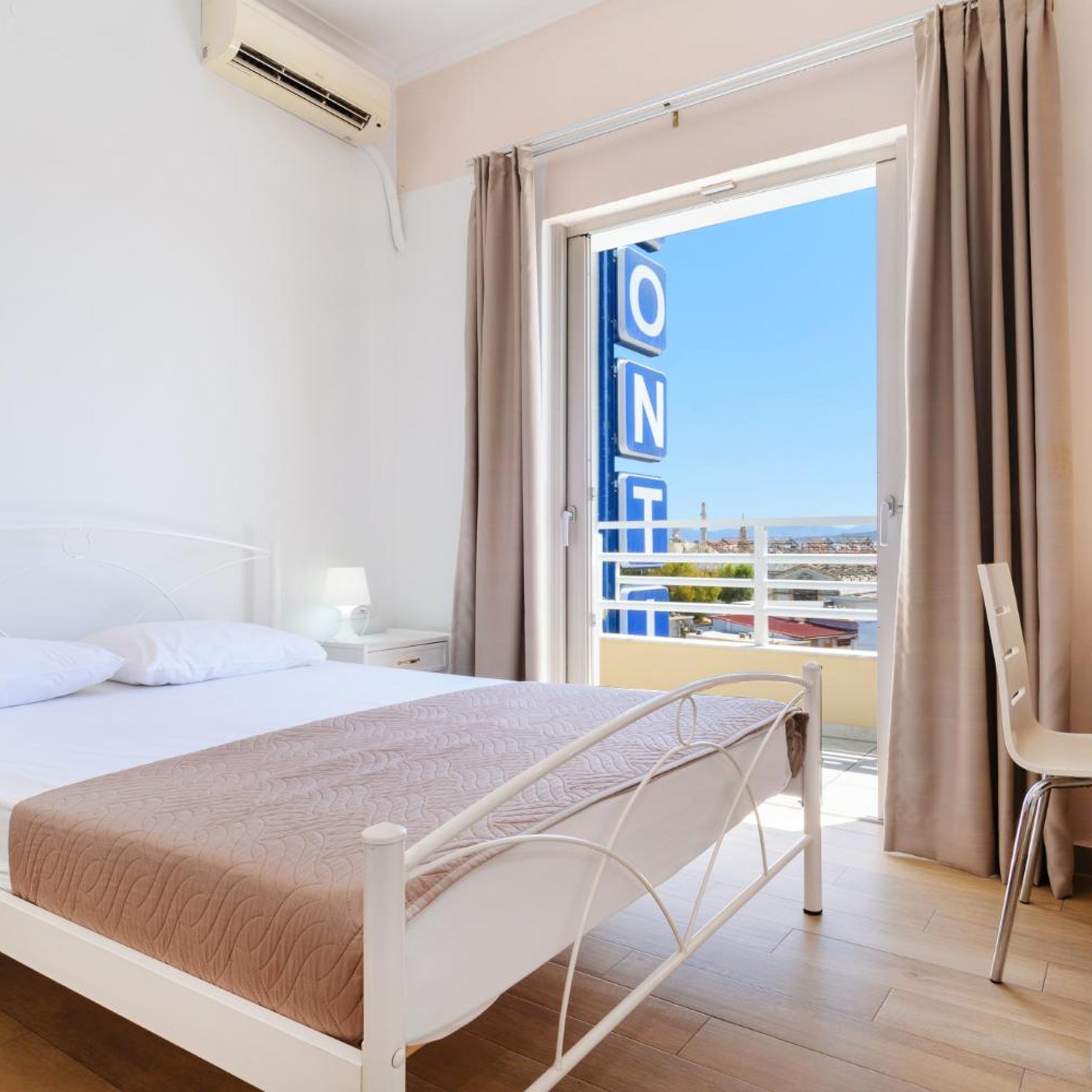 Room, Triple, Double Bed