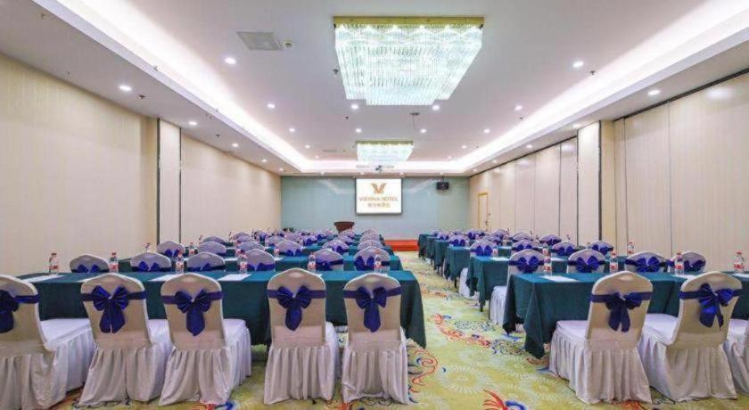 Vienna Hotel (Suzhou Fashion stage Yangcheng Lake store) 34/46