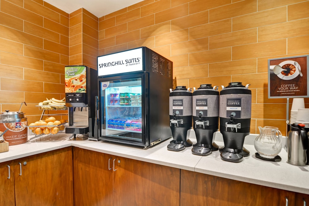 Springhill Suites by Marriott Midtown Cincinnati 45/52