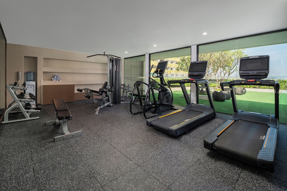 Hyatt Place Bangkok Sukhumvit 1 25/50
