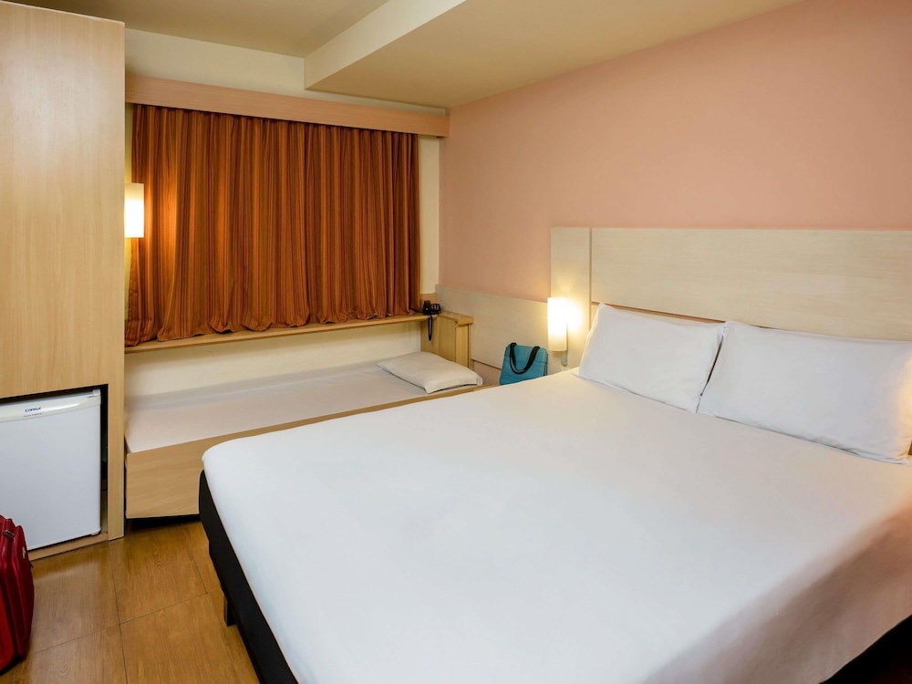 Ibis Joao Pessoa 16/55