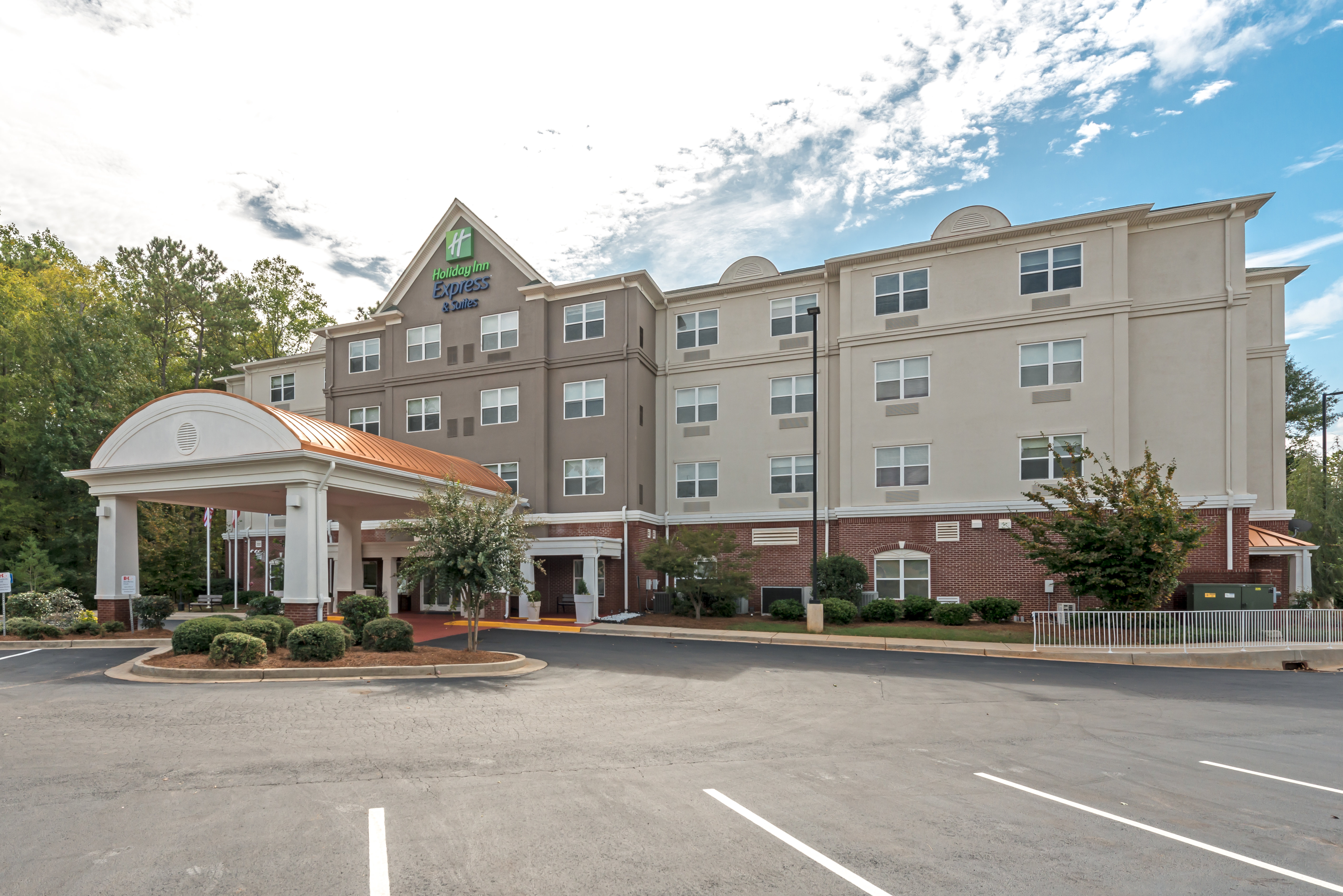 Holiday Inn Express Suites Lagrange 37/38