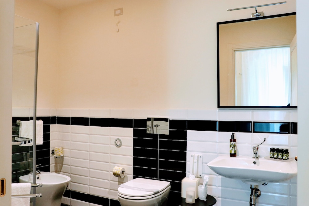 San Carlo Suites 49/50