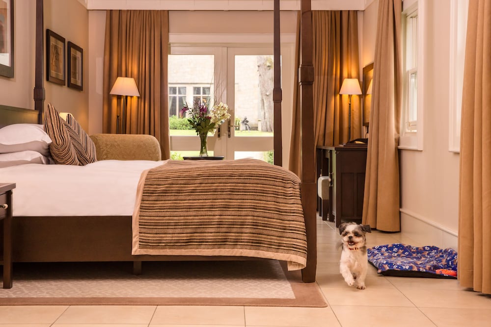 Lough Eske Castle 20/77