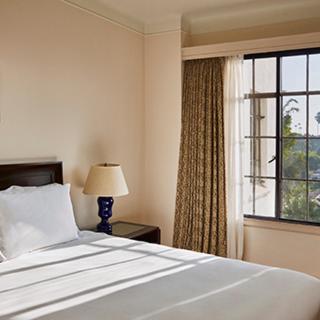 Chateau Marmont 16/48
