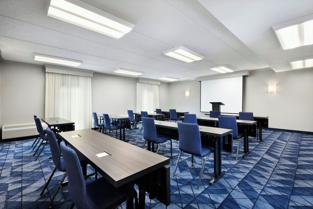 Courtyard by Marriott Atlanta Duluth/Gwinnett Place 39/52
