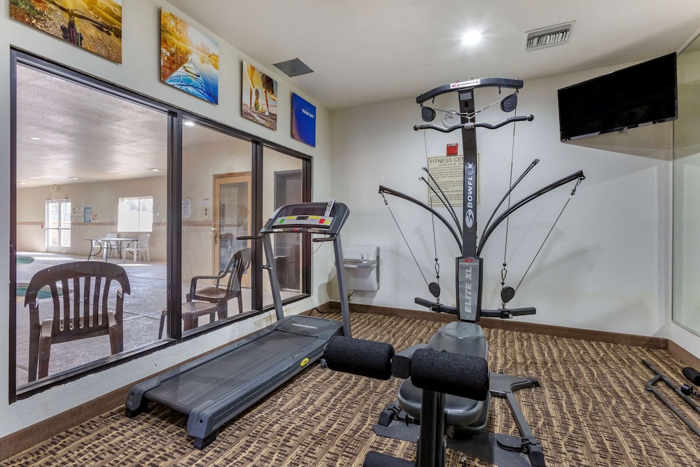 Comfort Inn & Suites Deming 25/41