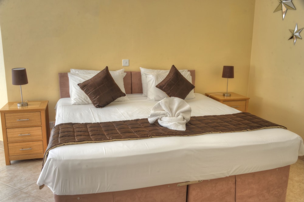 Aphrodite Sands Resort 10/50