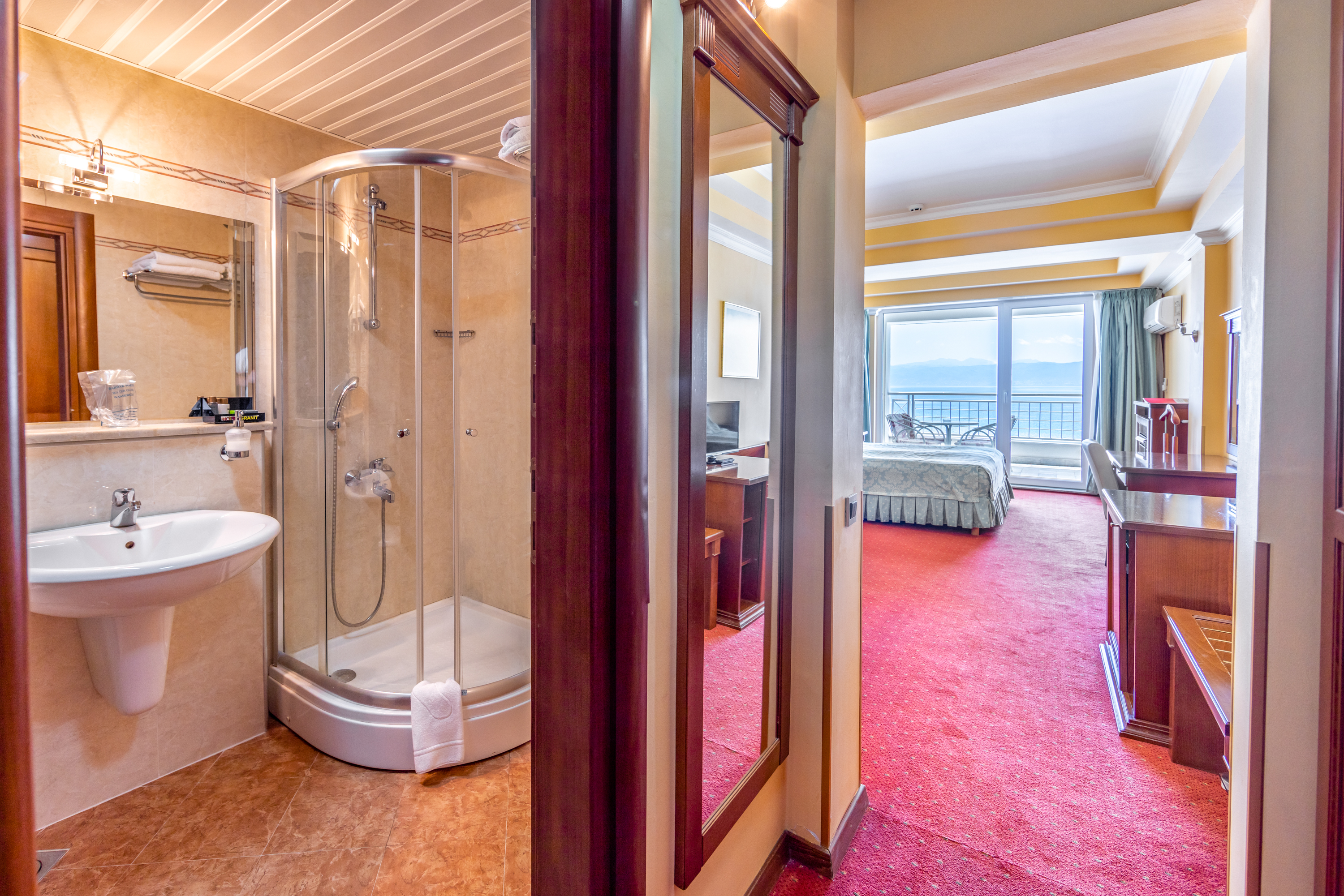 Granit Hotel 28/28