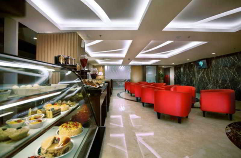 THE ALANA SURABAYA 40/50