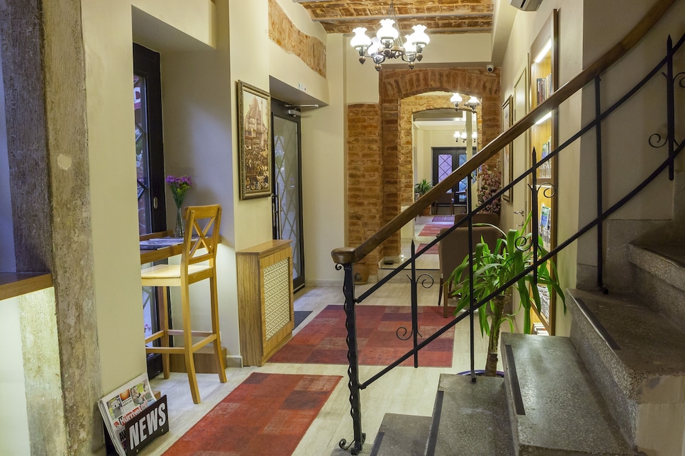 Fide Hotel 6/28