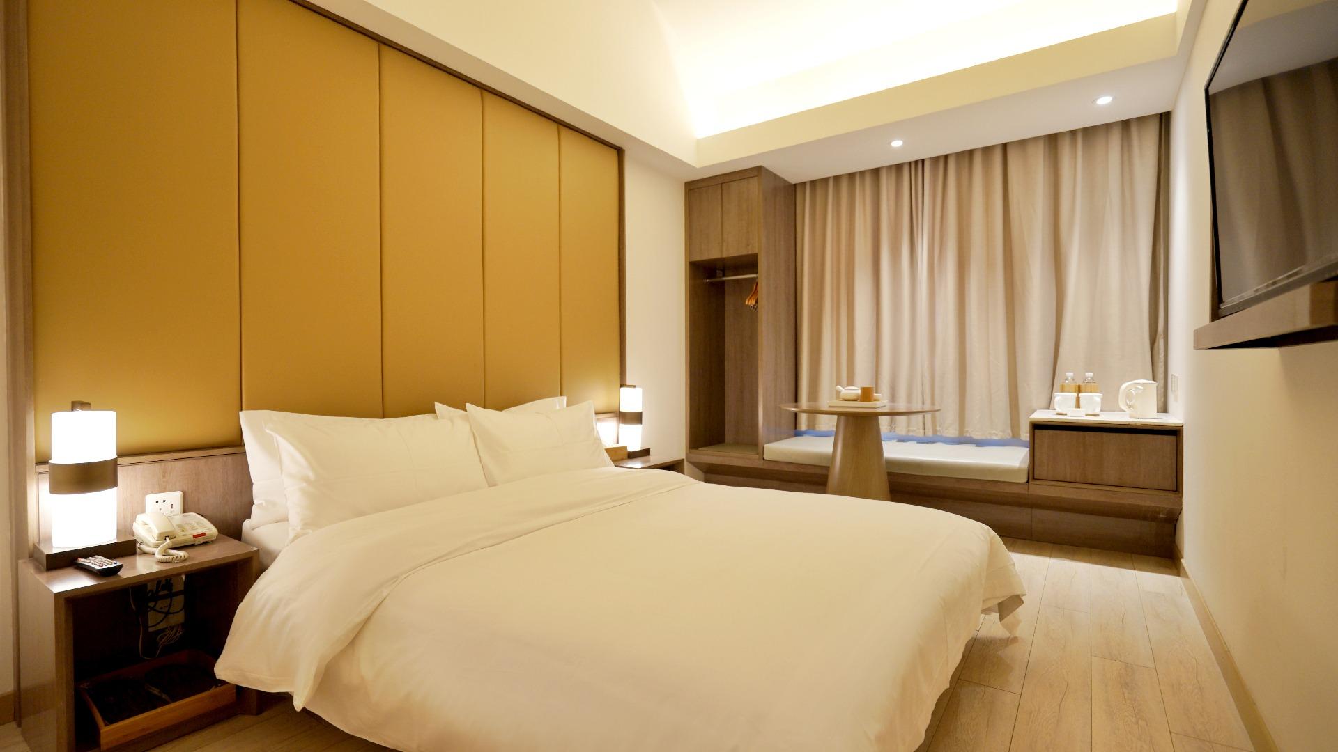 Quanji Hotel 16/32