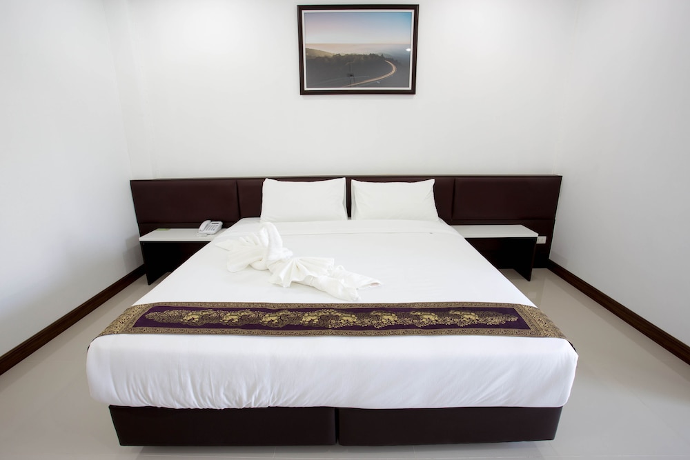 Np Hotel 24/67