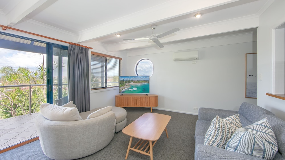 CLUB YAMBA LUXURY HOLIDAY VILLAS 40/64