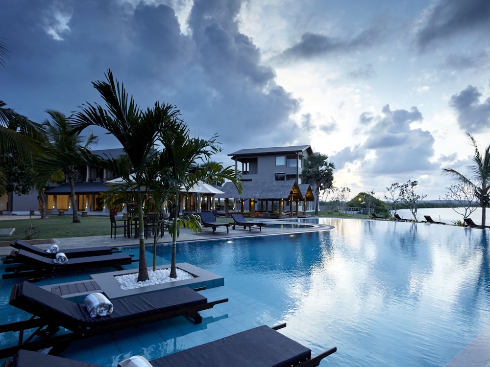 Amaranthe Bay Resort Spa 7/55