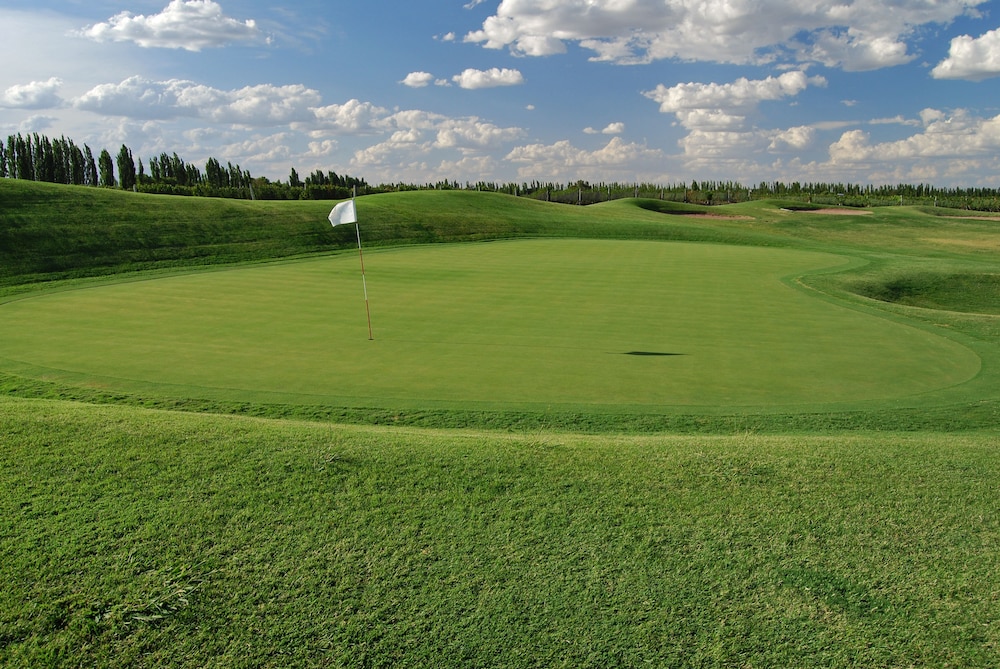 Algodon Wine Estates and Champions Club 41/67