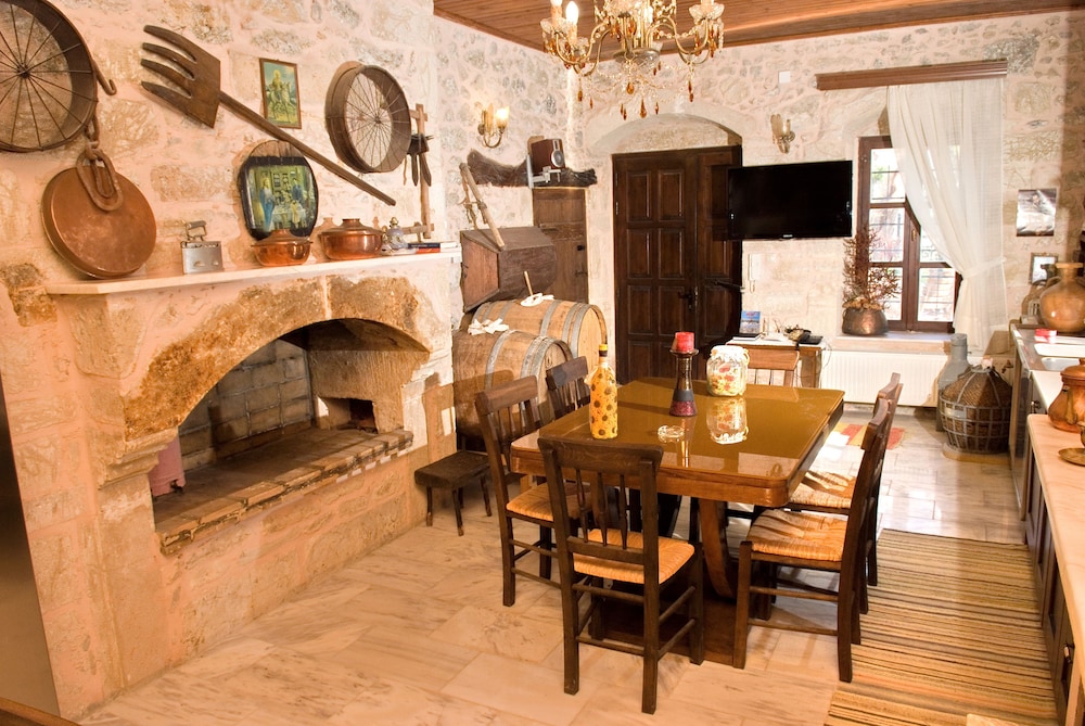 Villa Daskalogianni 18/37