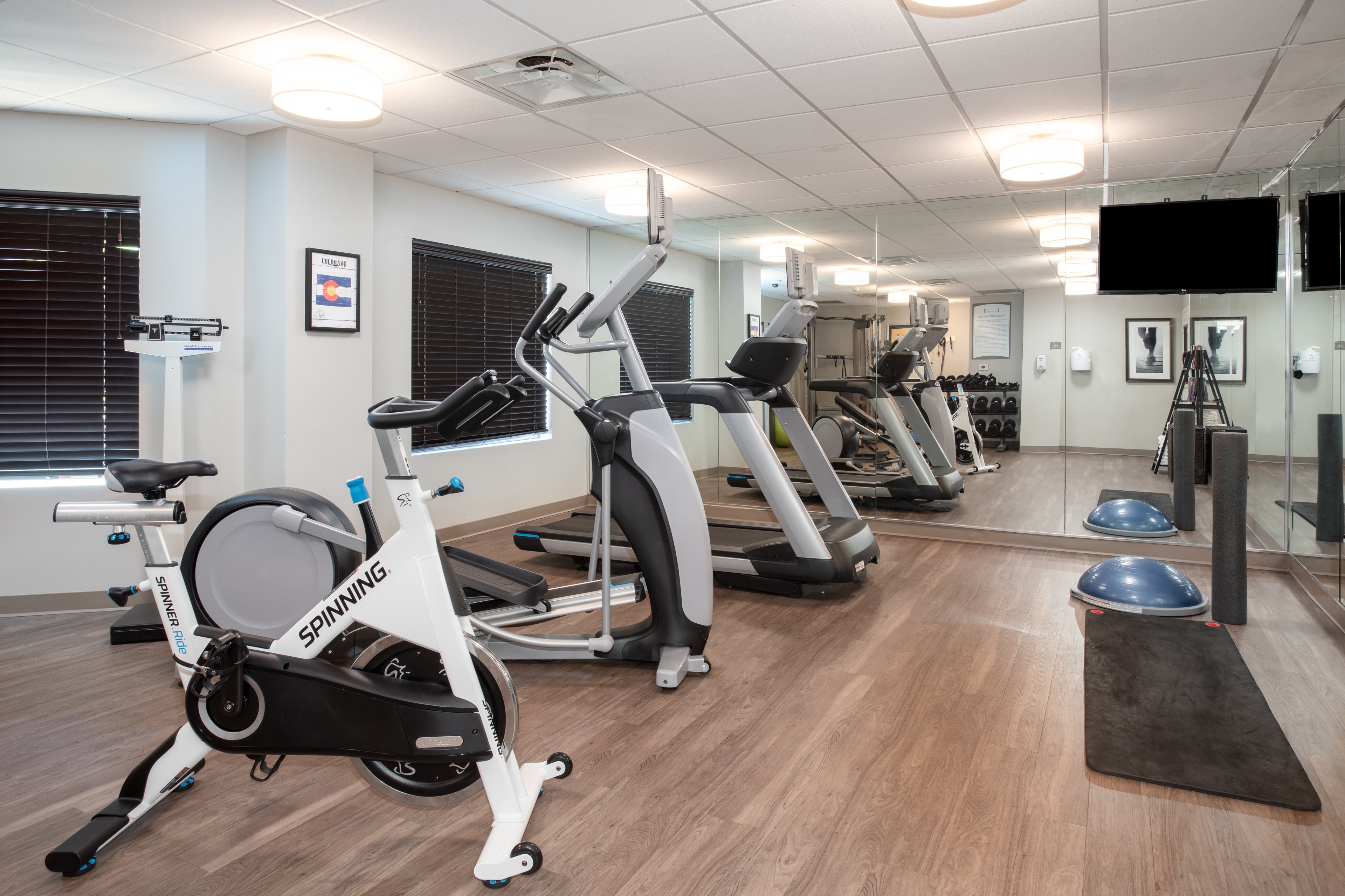 STAYBRIDGE SUITES DENVER INTERNATIONAL AIRPORT 25/63