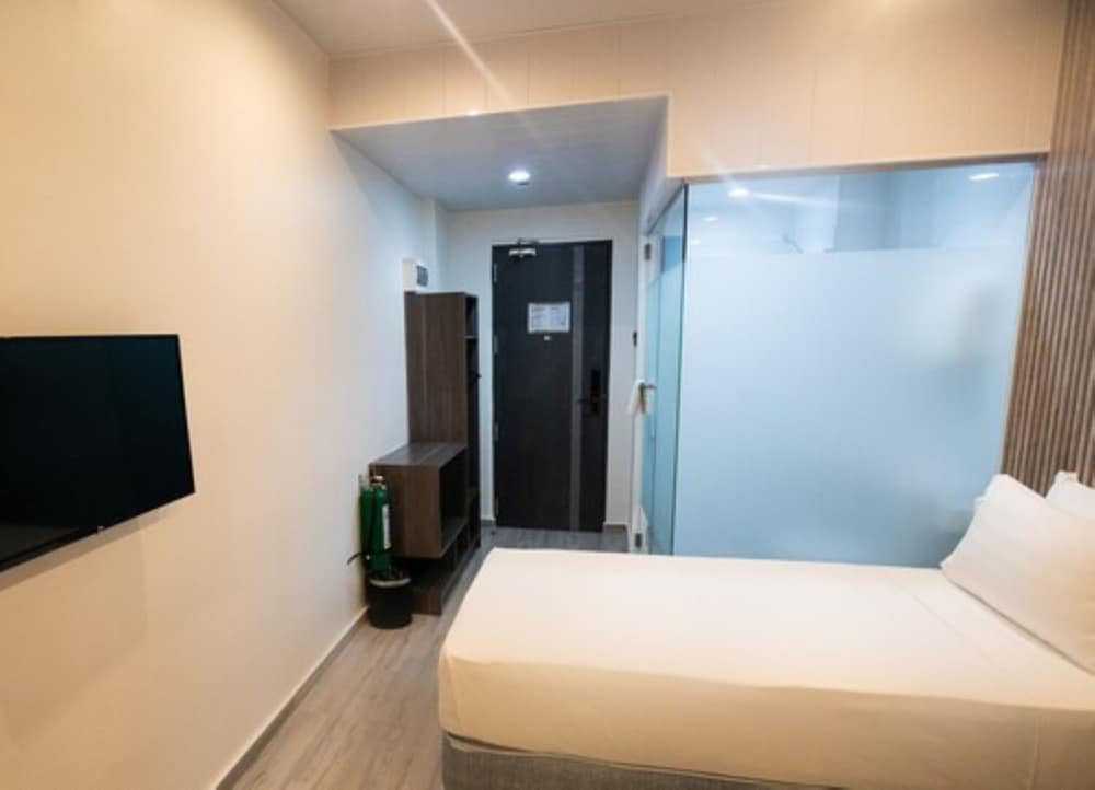 CITY POD HOTEL 16/40