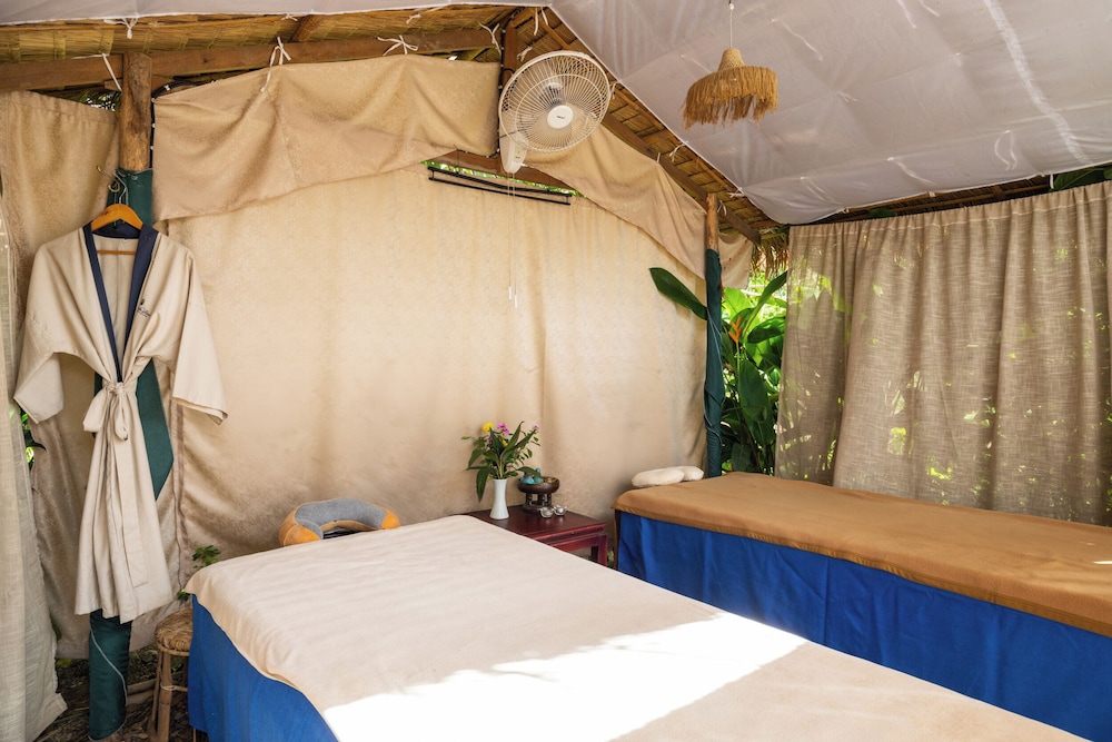 The Belle Rive Boutique Hotel 24/50