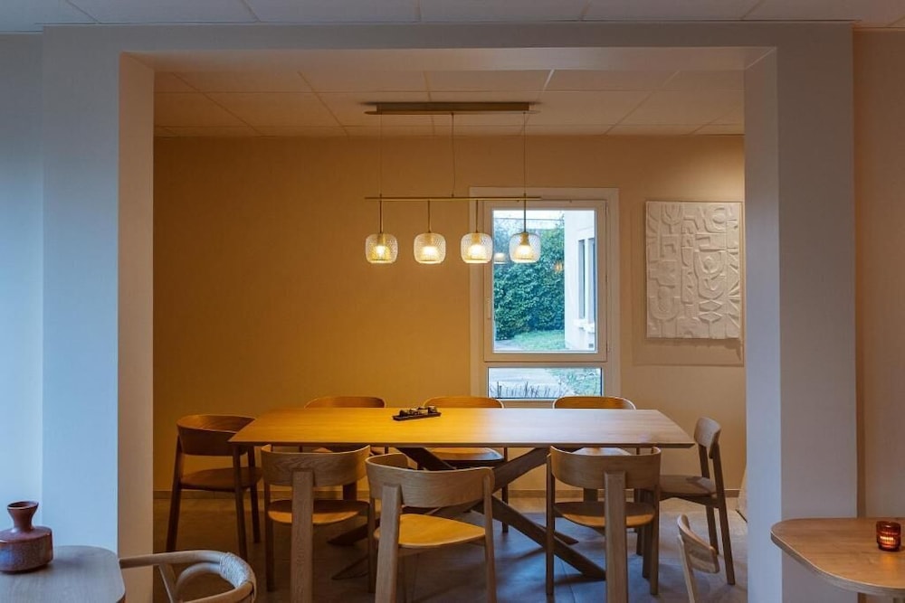 B Hotel Troyes Aeroport 43/50