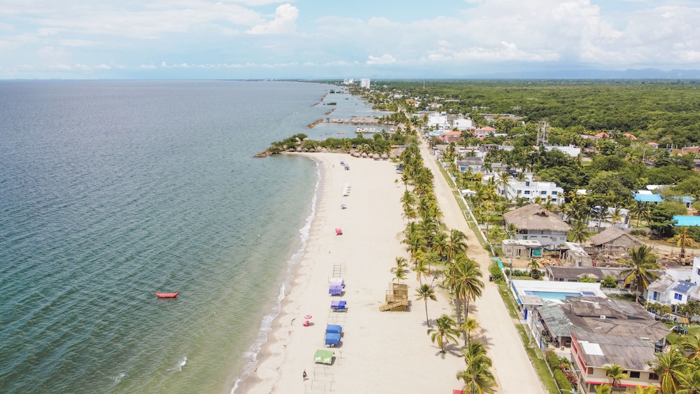 Hotel Playa Divina 48/58