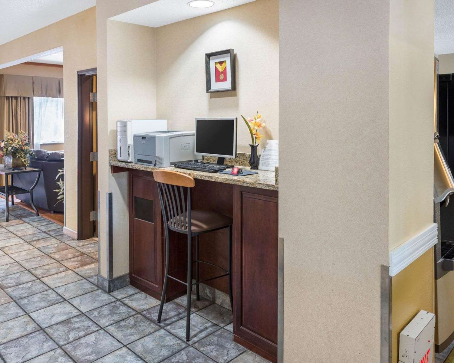 Quality Inn Lakeville North, MN 26/29